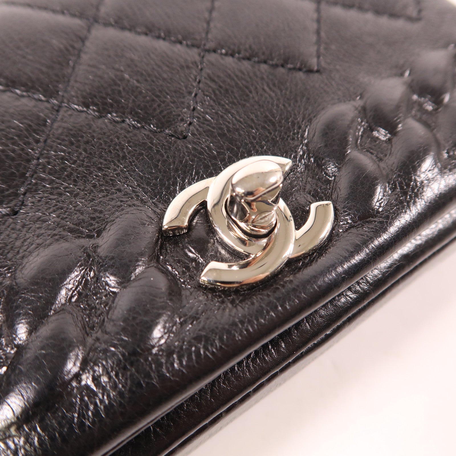 CHANEL 【激減優惠】牛皮皮革Chain Shoulder銀扣鏈帶肩背袋