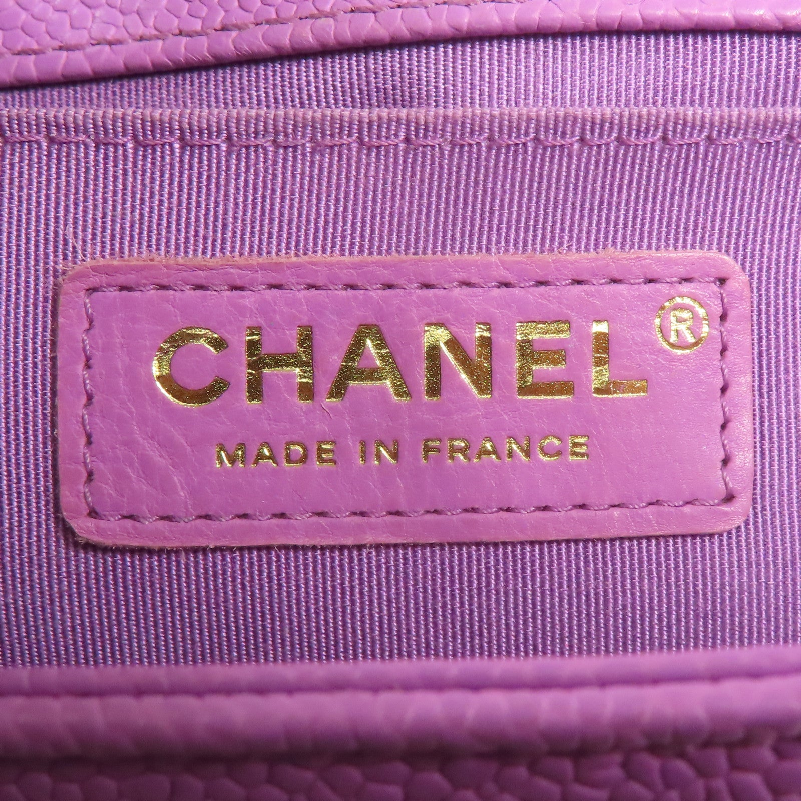 CHANEL 牛皮皮革Boy Chanel金扣鏈帶肩背袋