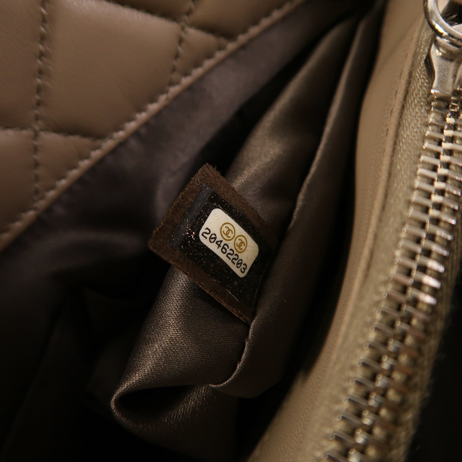 CHANEL 羊皮皮革Chain Shoulder銀扣鏈帶肩背袋