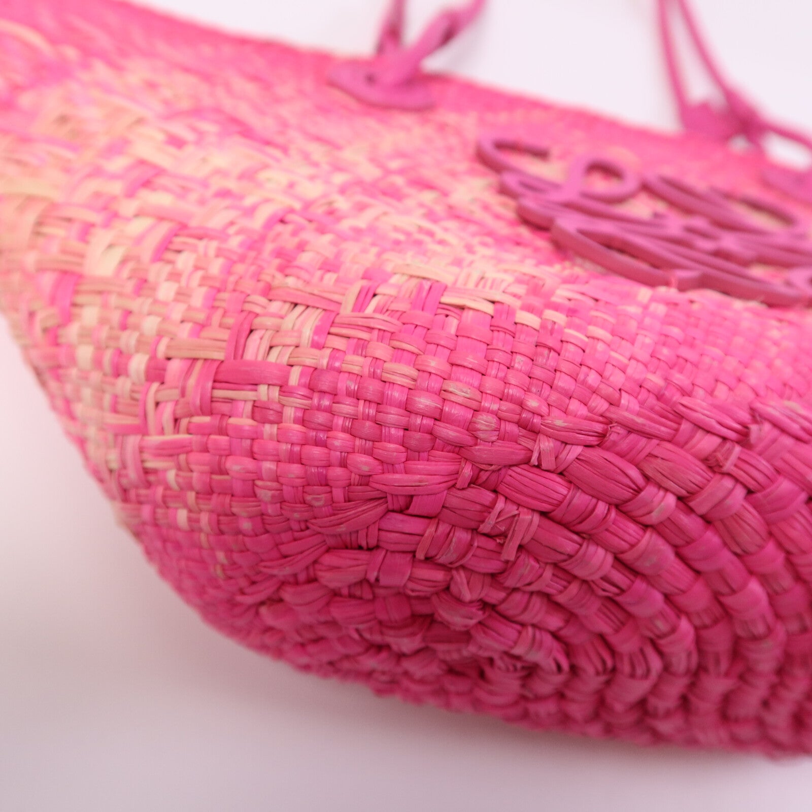 LOEWE 藤料Anagram Small肩背袋