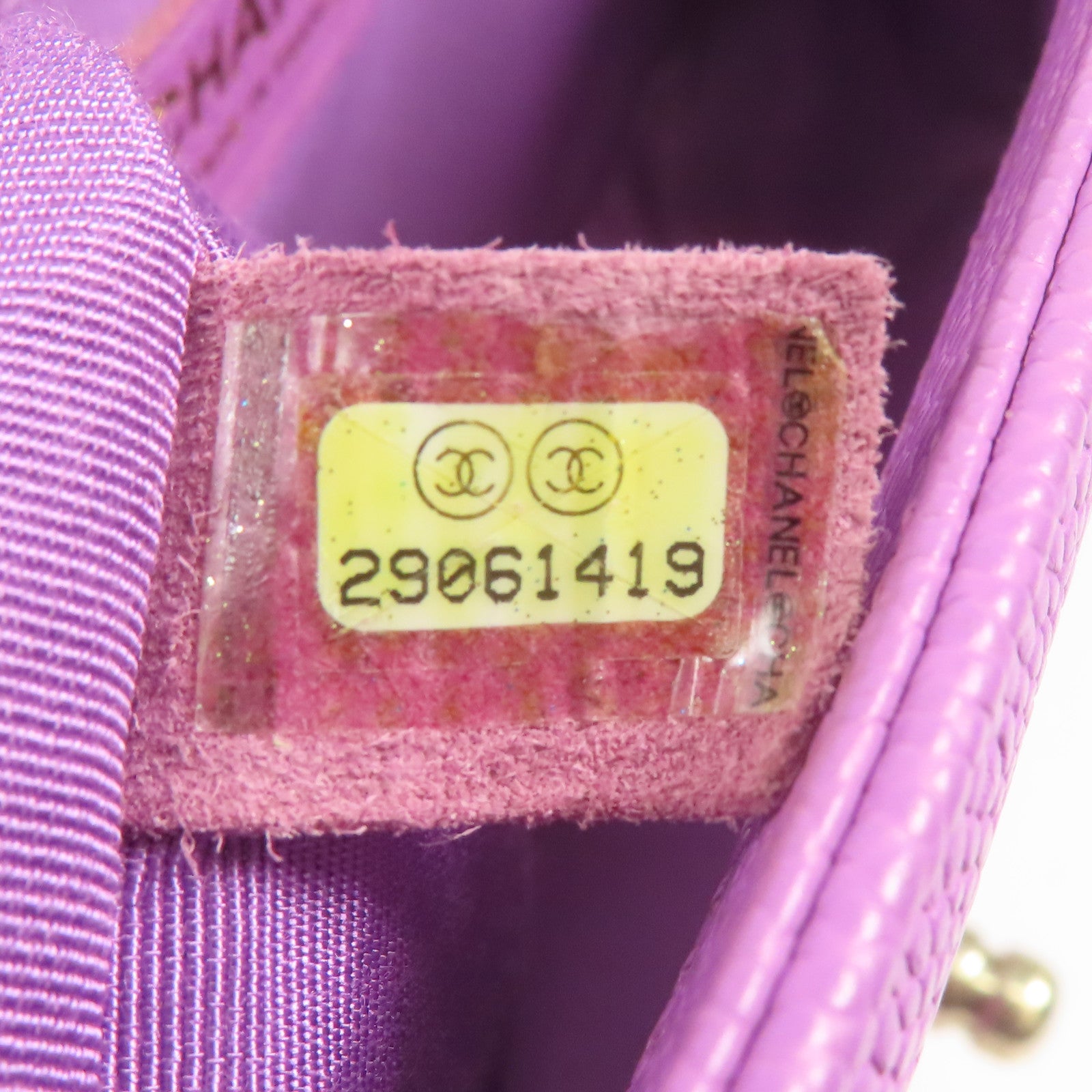 CHANEL 牛皮皮革Boy Chanel金扣鏈帶肩背袋