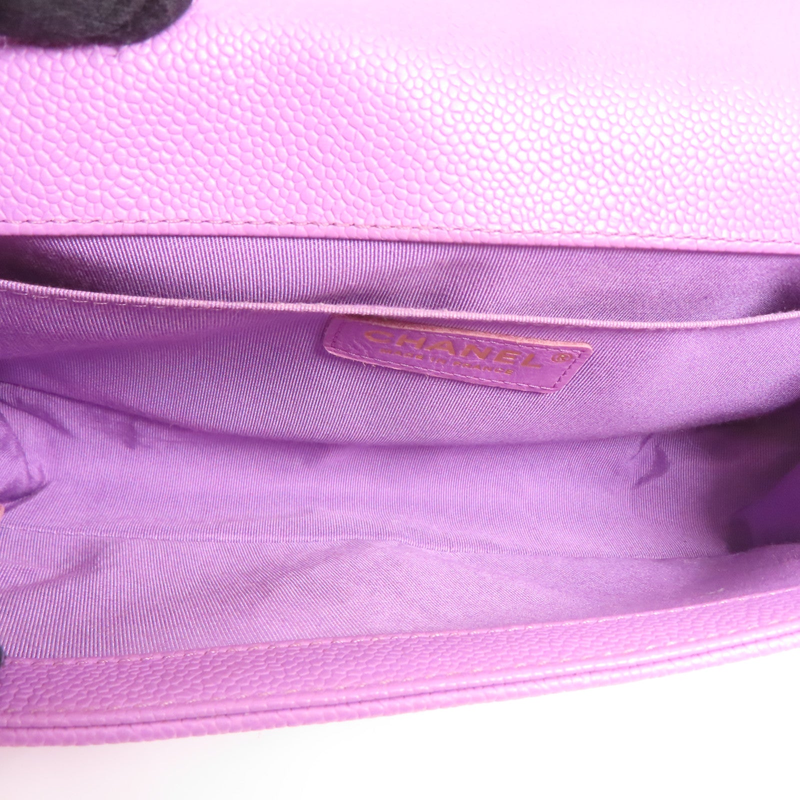 CHANEL 牛皮皮革Boy Chanel金扣鏈帶肩背袋