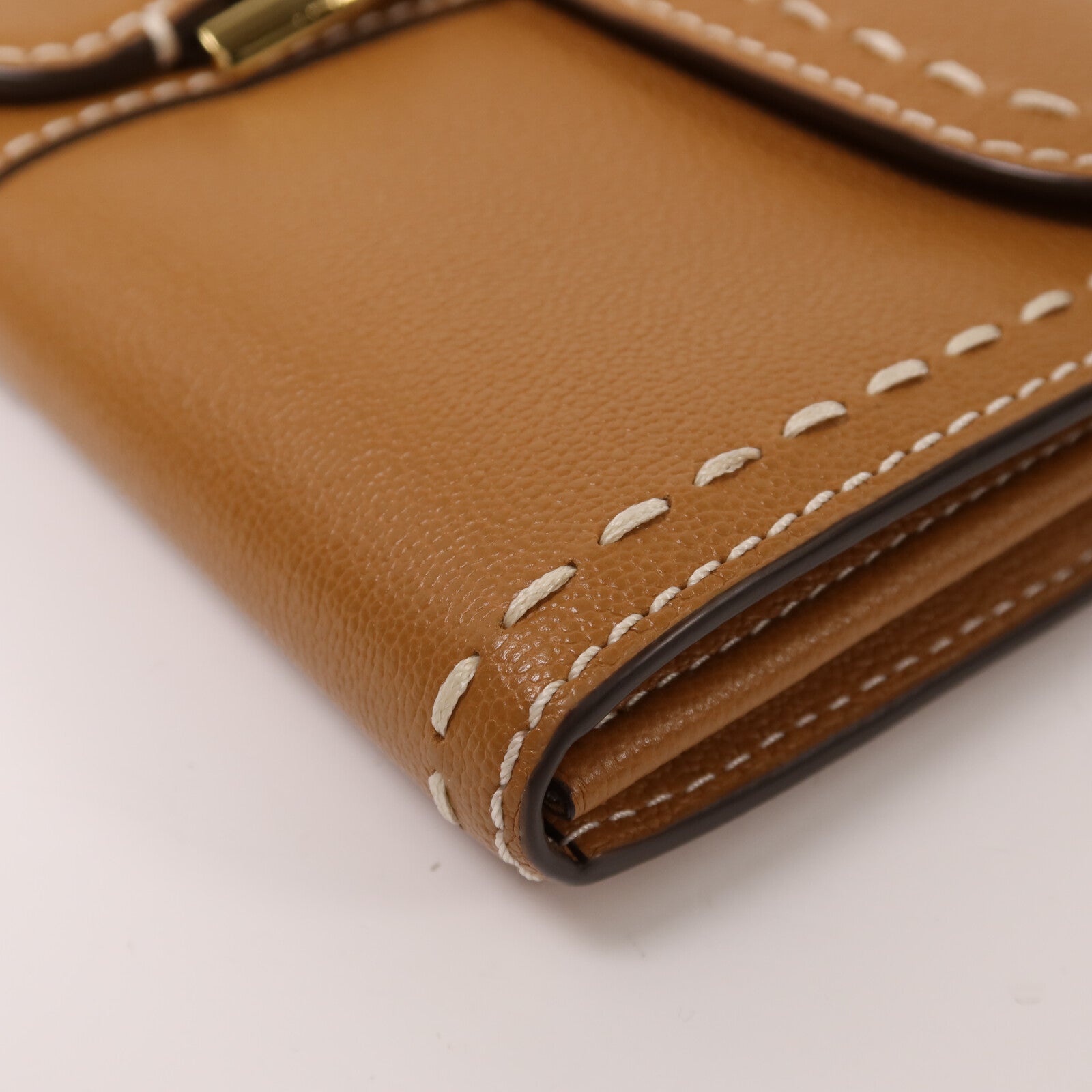 Delvaux 牛皮皮革Brillant Long Wallet Chain金扣鏈帶肩背袋