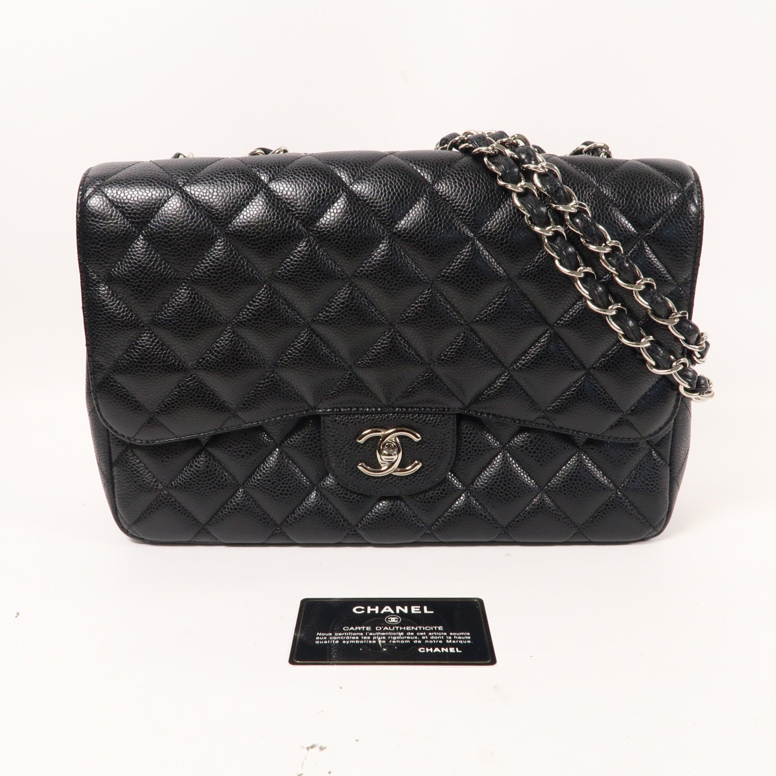 CHANEL 菱格Caviar皮革Jumbo Classic銀扣鏈帶肩背袋黑色