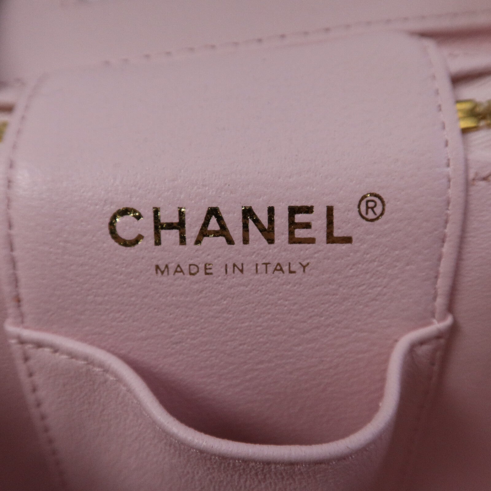 CHANEL 【激減優惠】牛皮皮革Vanity Case金扣鏈帶手挽肩背兩用袋