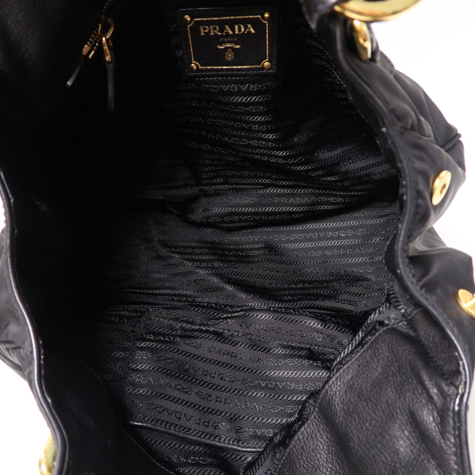 PRADA 尼龍Shoulder Bag金扣肩背袋黑色