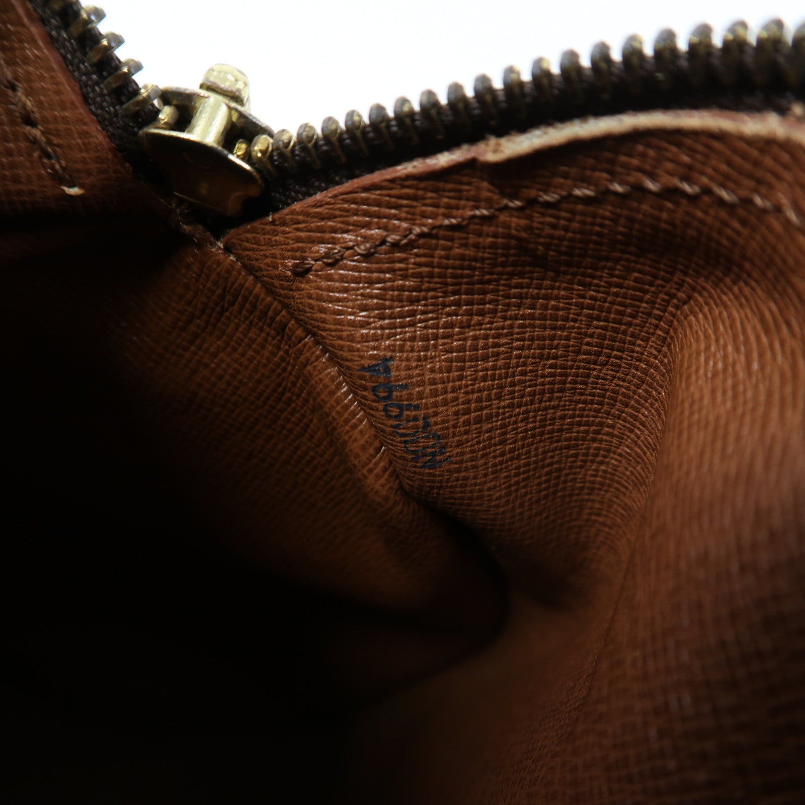 LOUIS VUITTON 【激減優惠】Monogram Papillon 30金扣肩背袋啡色