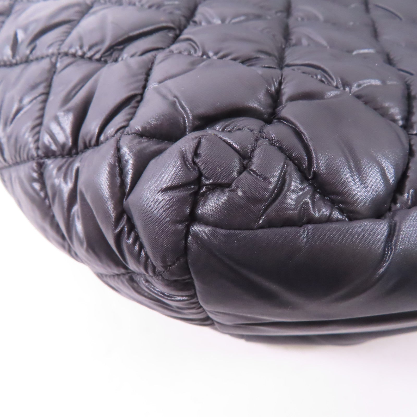 CHANEL 尼龍Coco Cocoon Bag銀扣肩背袋黑色