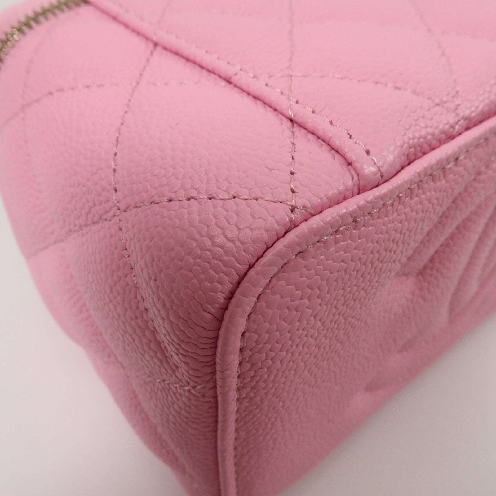 CHANEL 牛皮皮革Vanity Case Sweetheart Crush鏈帶肩背袋