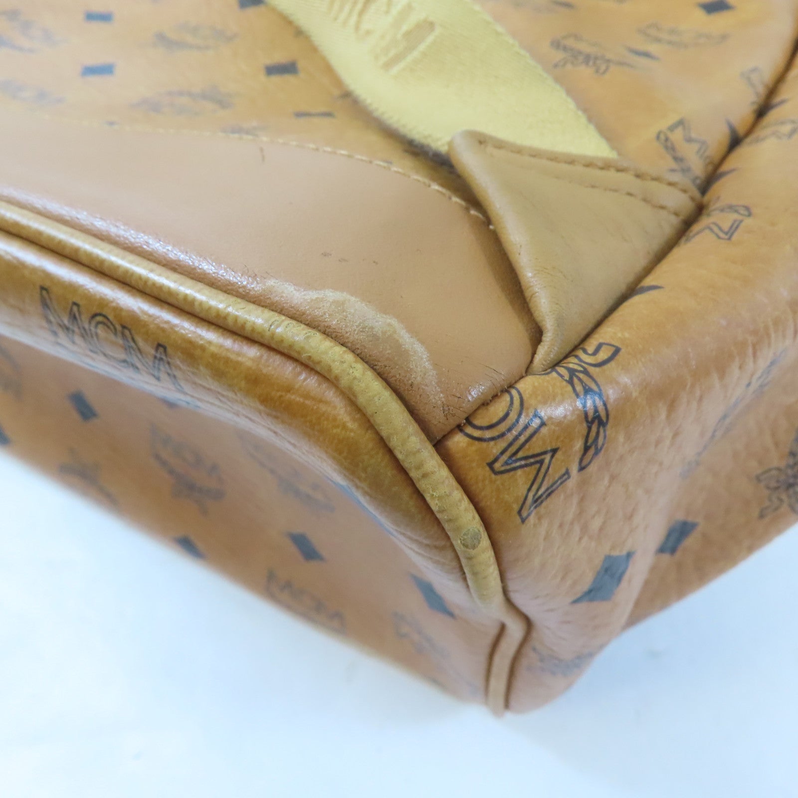 MCM 皮革Stark Side Studs Backpack金扣背包啡色
