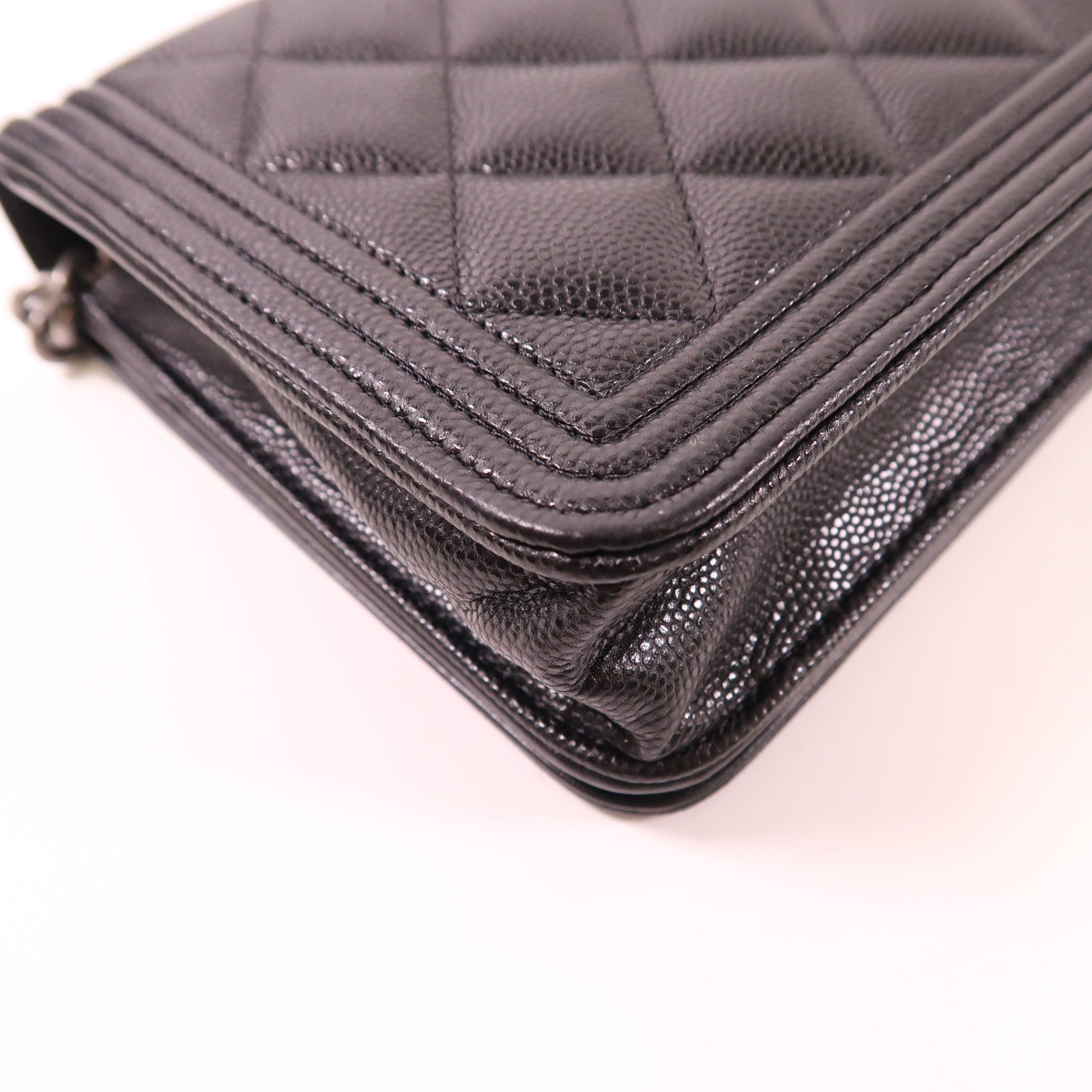 CHANEL 牛皮皮革Boy WOC Wallet On Chain銀扣鏈帶肩背袋