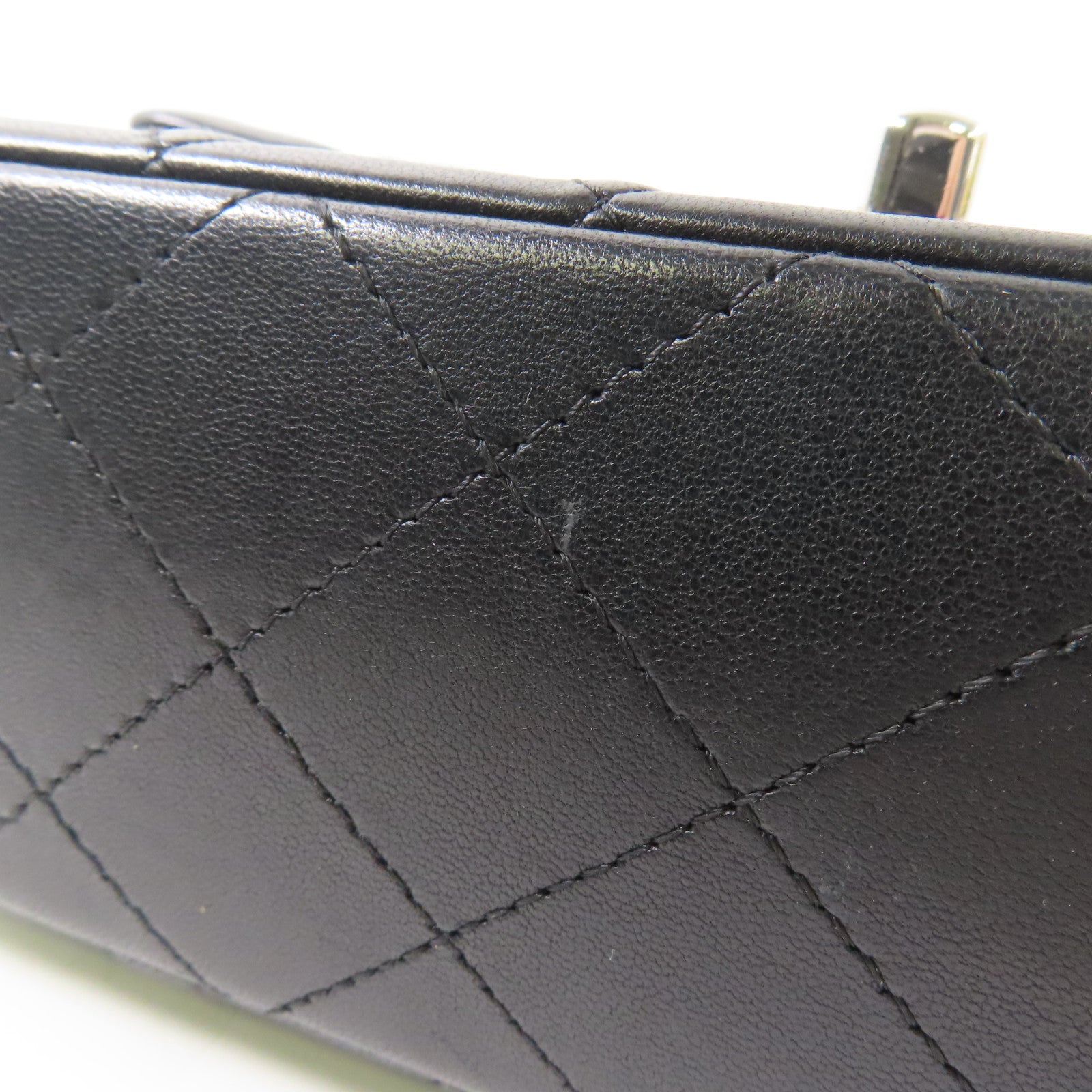 CHANEL 牛皮皮革Mini Classic 20銀扣肩背袋
