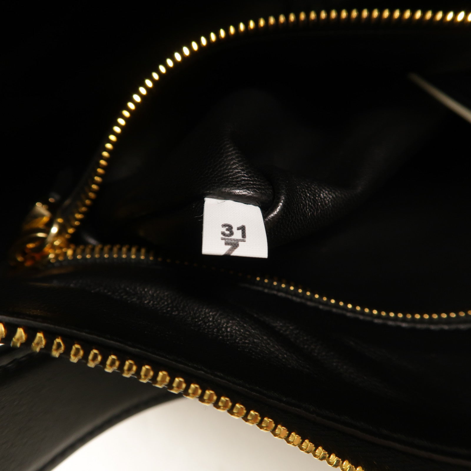 PRADA 牛皮皮革Aimee Large肩背袋