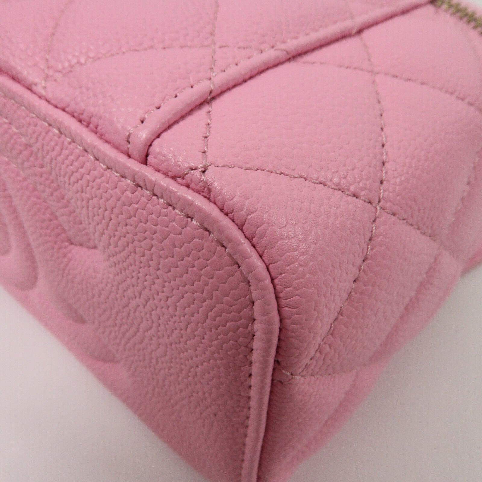 CHANEL 牛皮皮革Vanity Case Sweetheart Crush鏈帶肩背袋