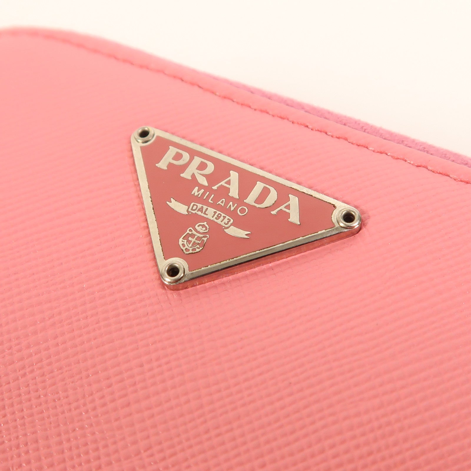 PRADA Saffiano皮革Wallet銀扣錢包