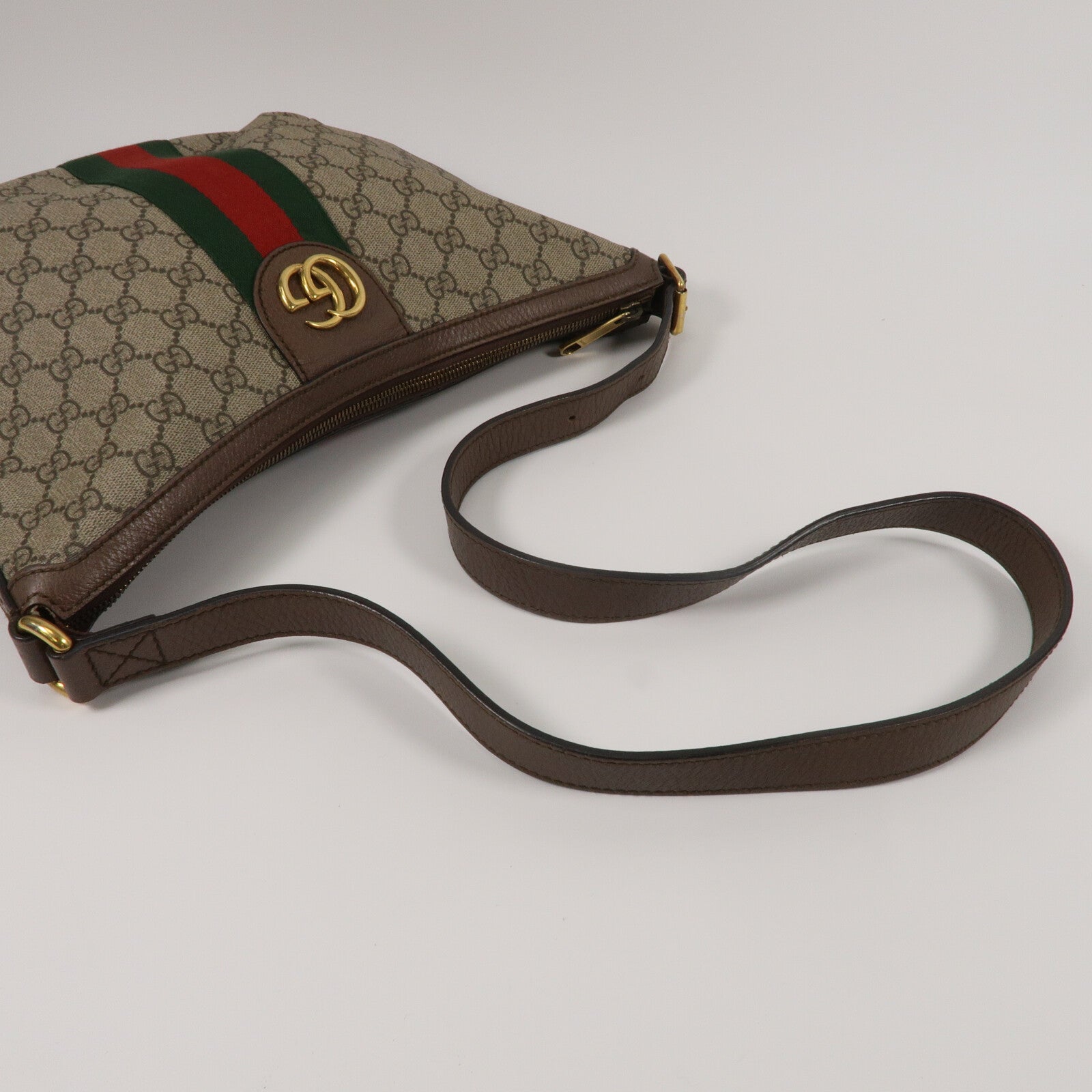 GUCCI 塗層帆布Ophidia GG Medium肩背袋