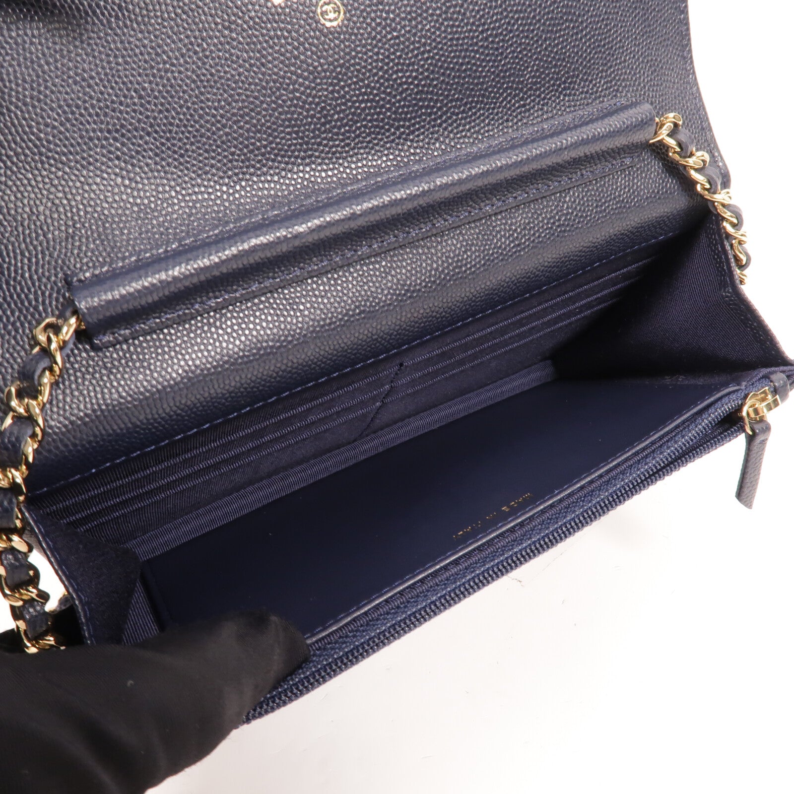 CHANEL 牛皮皮革WOC Wallet On Chain鏈帶肩背袋