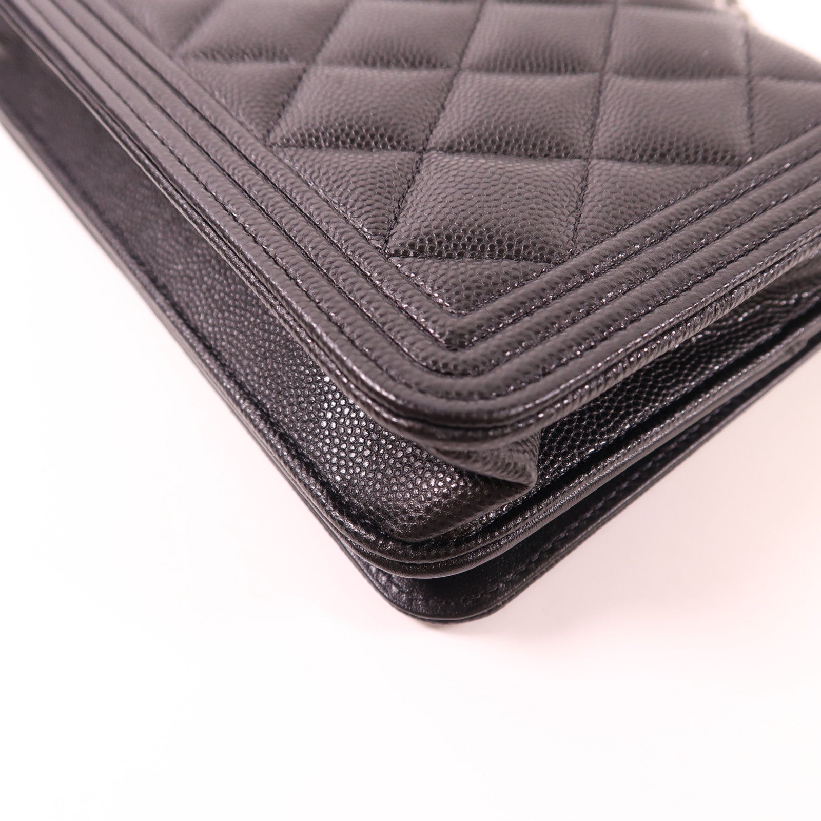 CHANEL 牛皮皮革Boy WOC Wallet On Chain銀扣鏈帶肩背袋