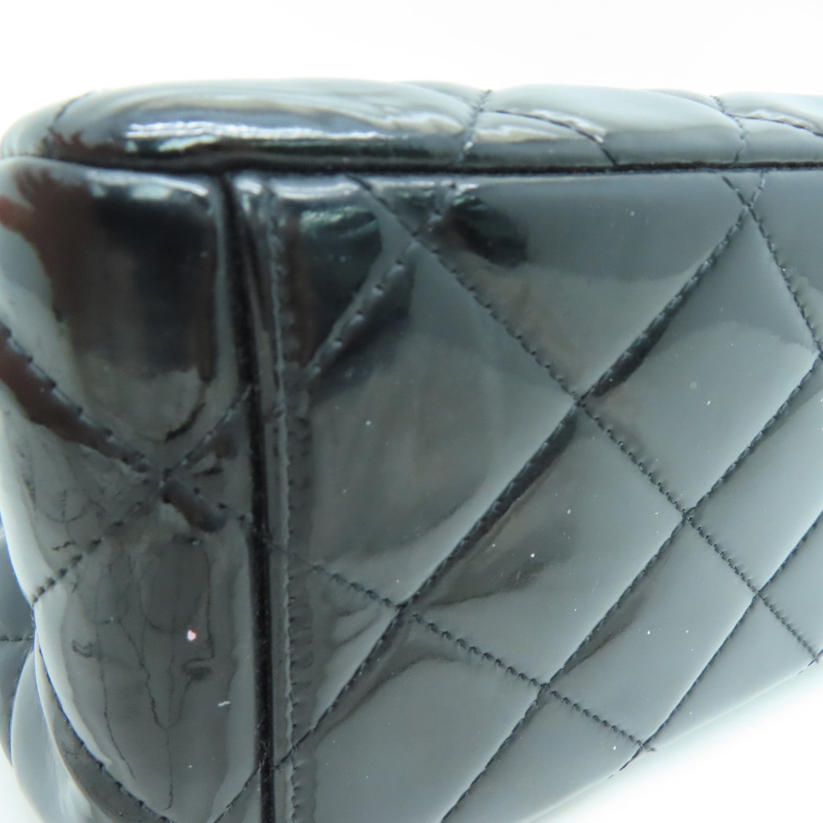 CHANEL 菱格漆皮皮革Chain Shoulder銀扣肩背袋黑色