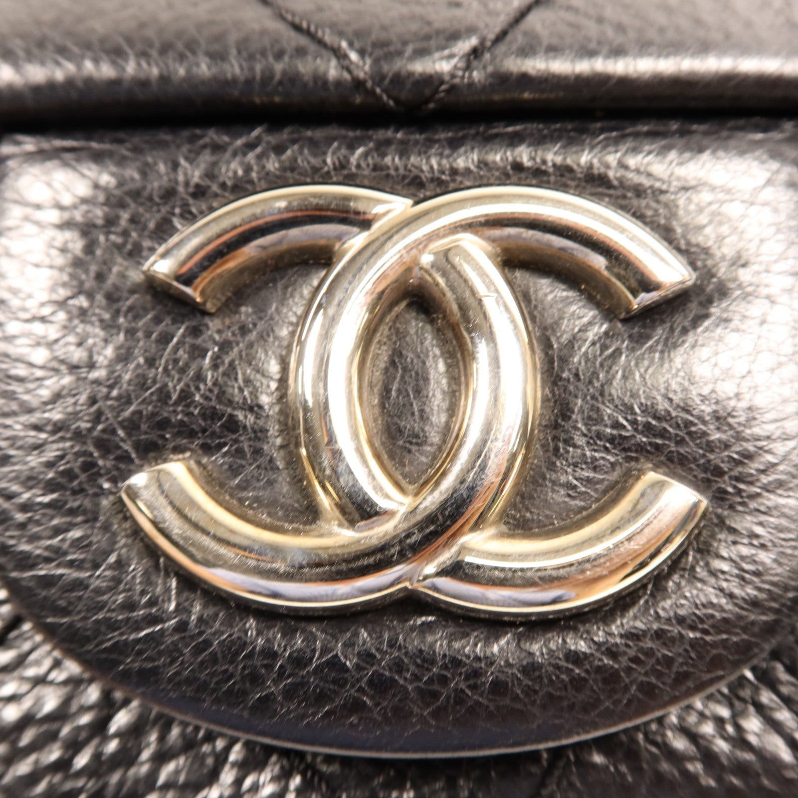 CHANEL 牛皮皮革Shoulder Bag銀扣肩背袋