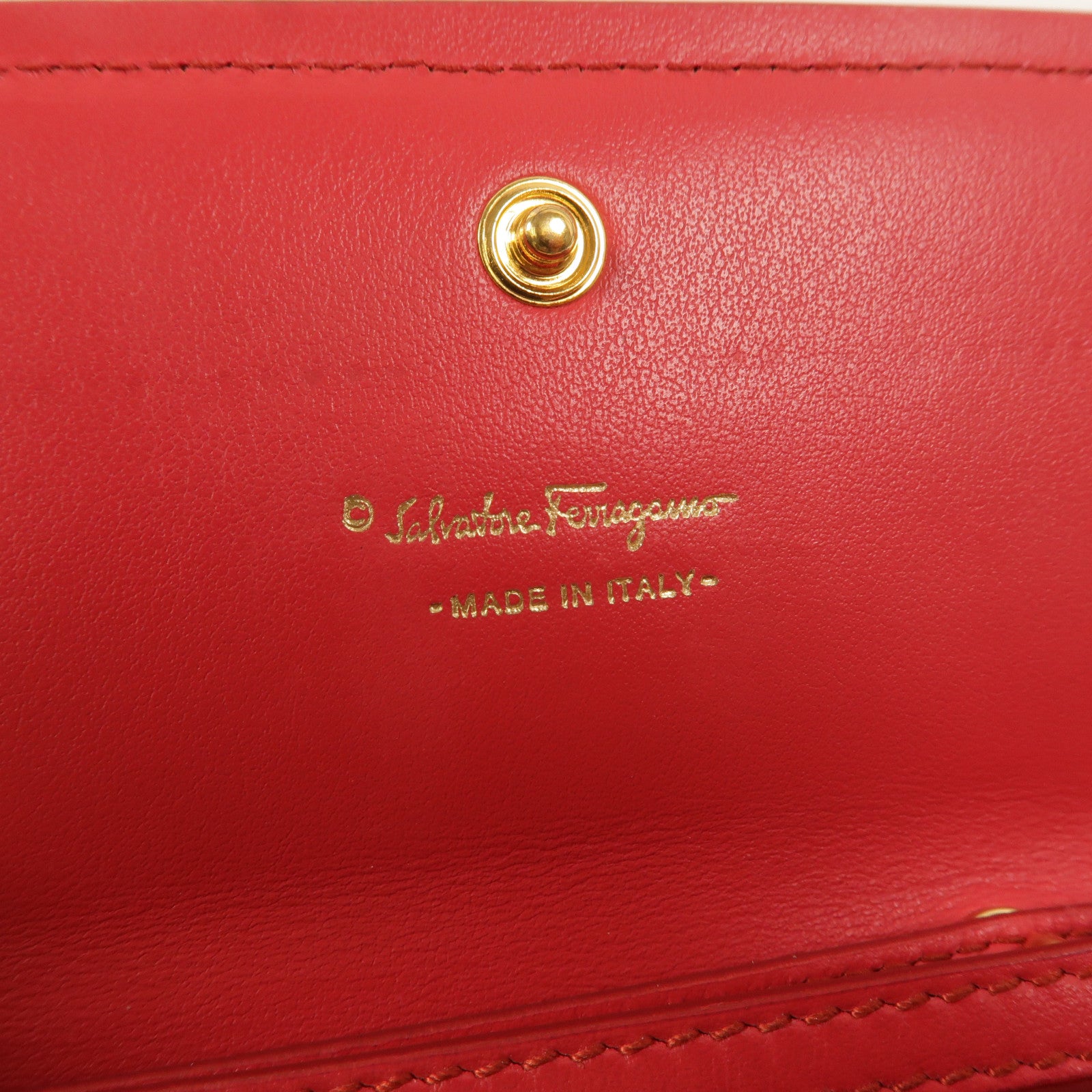 Salvatore Ferragamo 牛皮皮革Vara Bow Continental Wallet錢包
