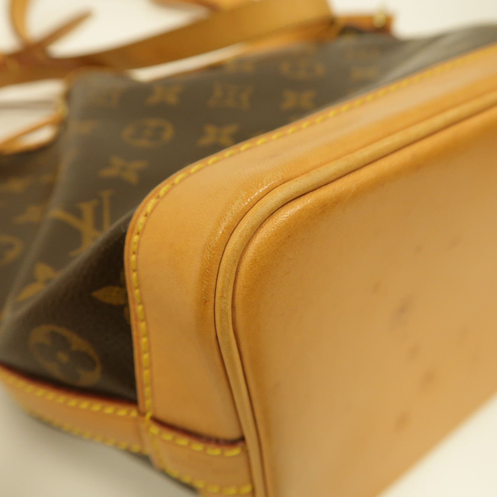 LOUIS VUITTON Monogram Noe BB金扣肩背袋啡色