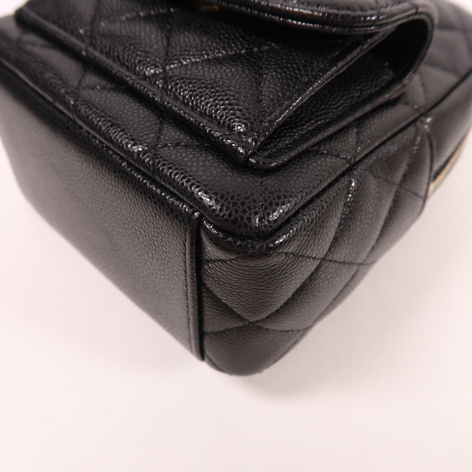 CHANEL 牛皮皮革24C Mini Backpack金扣背包