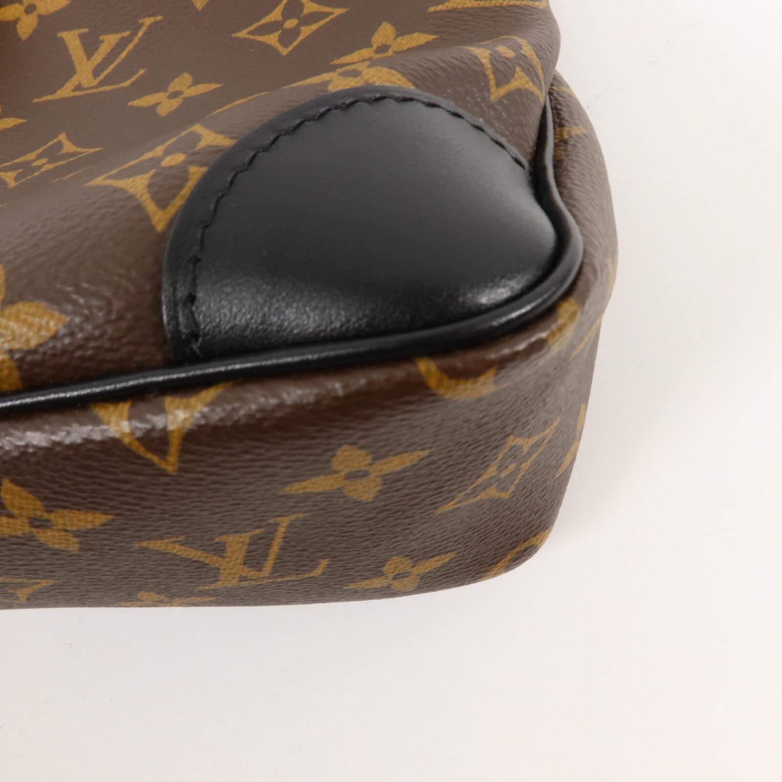 LOUIS VUITTON Monogram Odeon PM肩背袋