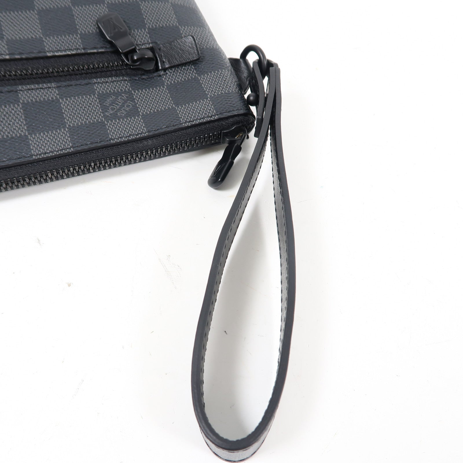LOUIS VUITTON Damier Graphite Takeoff Pouch手拿包黑色