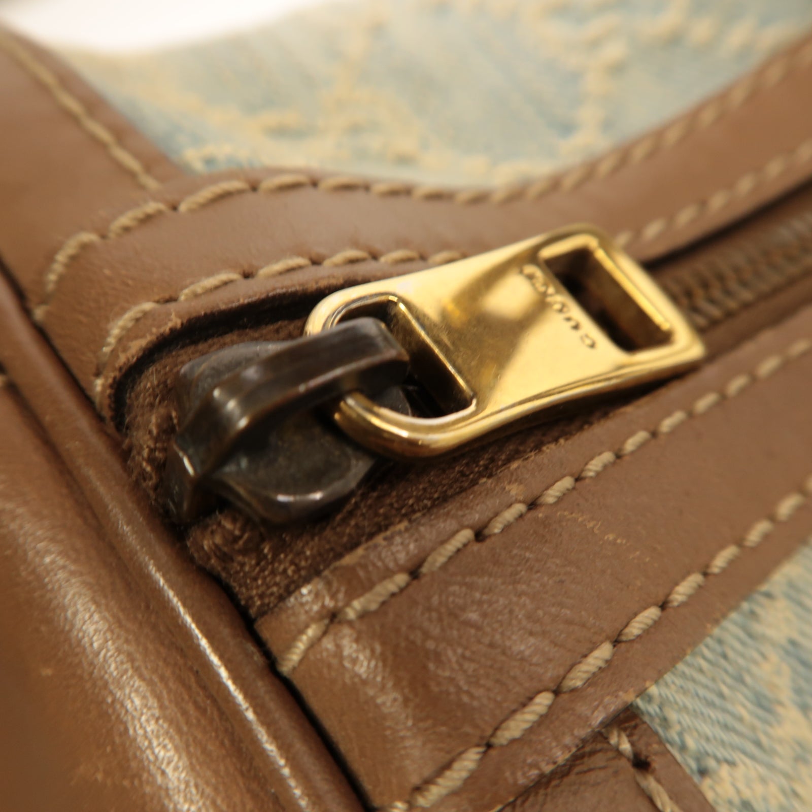 GUCCI 牛仔布2way Shoulder Bag金扣手挽肩背兩用袋淺藍色