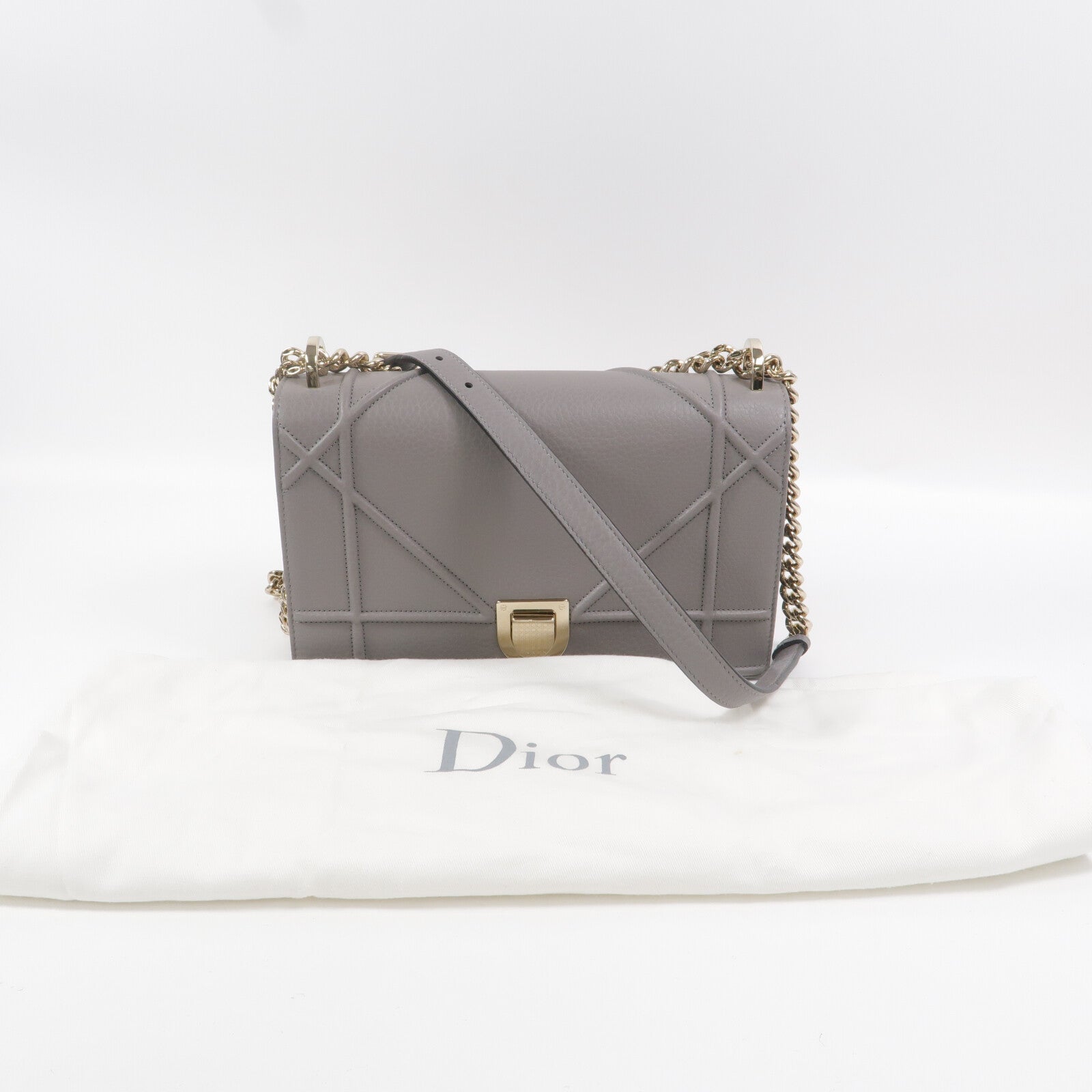 Dior 牛皮皮革Diorama Medium鏈帶肩背袋