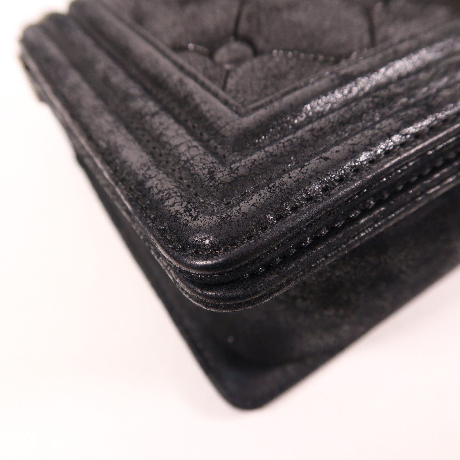 CHANEL 牛皮皮革Boy 25銀扣鏈帶肩背袋