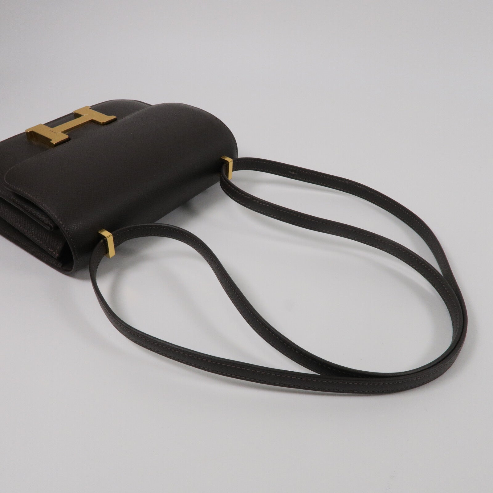 HERMES Epsom皮革Constance Mini肩背袋Bai Brun