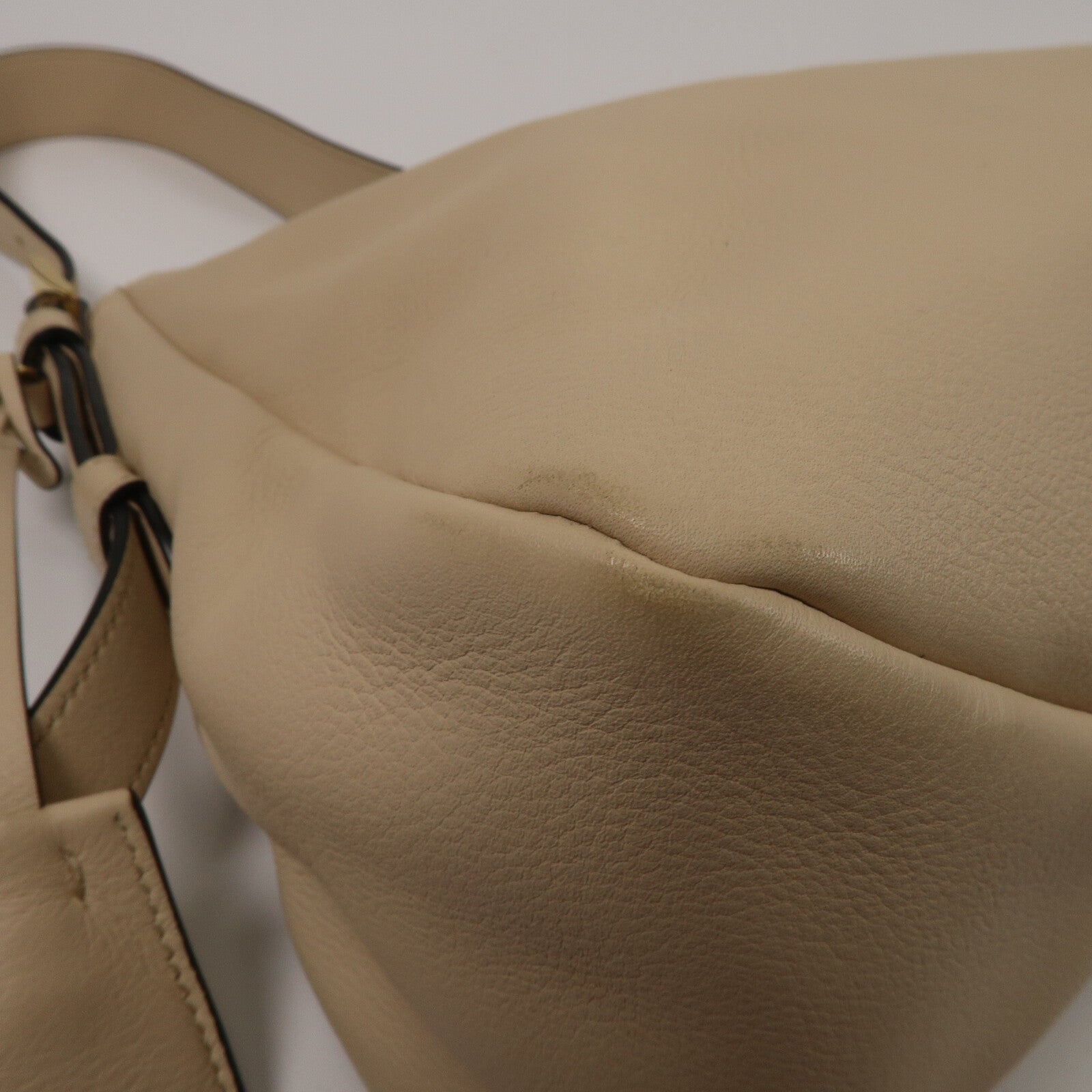 PRADA 牛皮皮革Aimee Medium肩背袋