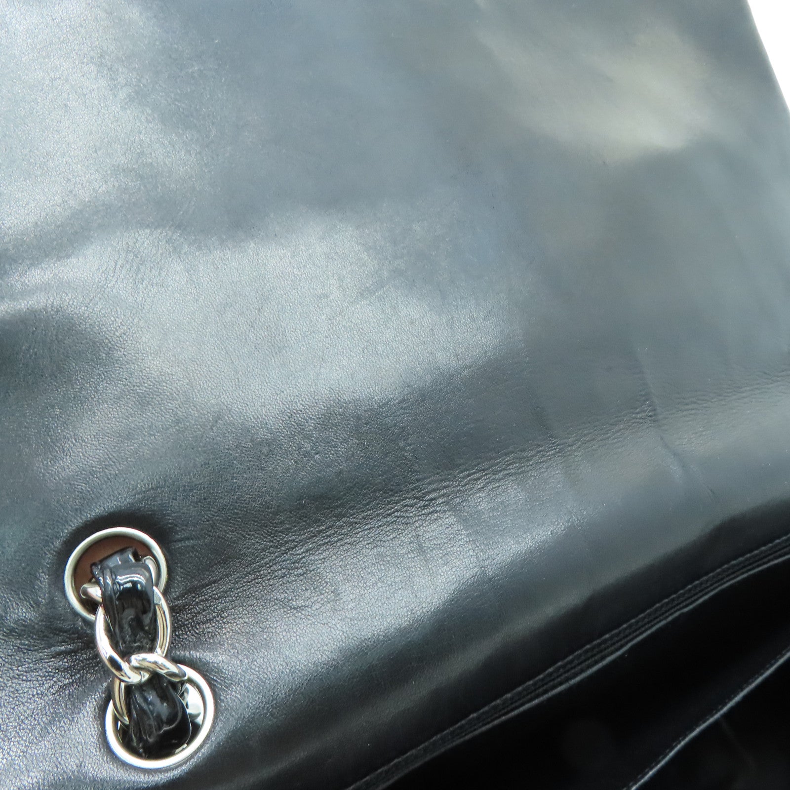 CHANEL 菱格漆皮皮革Chain Shoulder銀扣肩背袋黑色