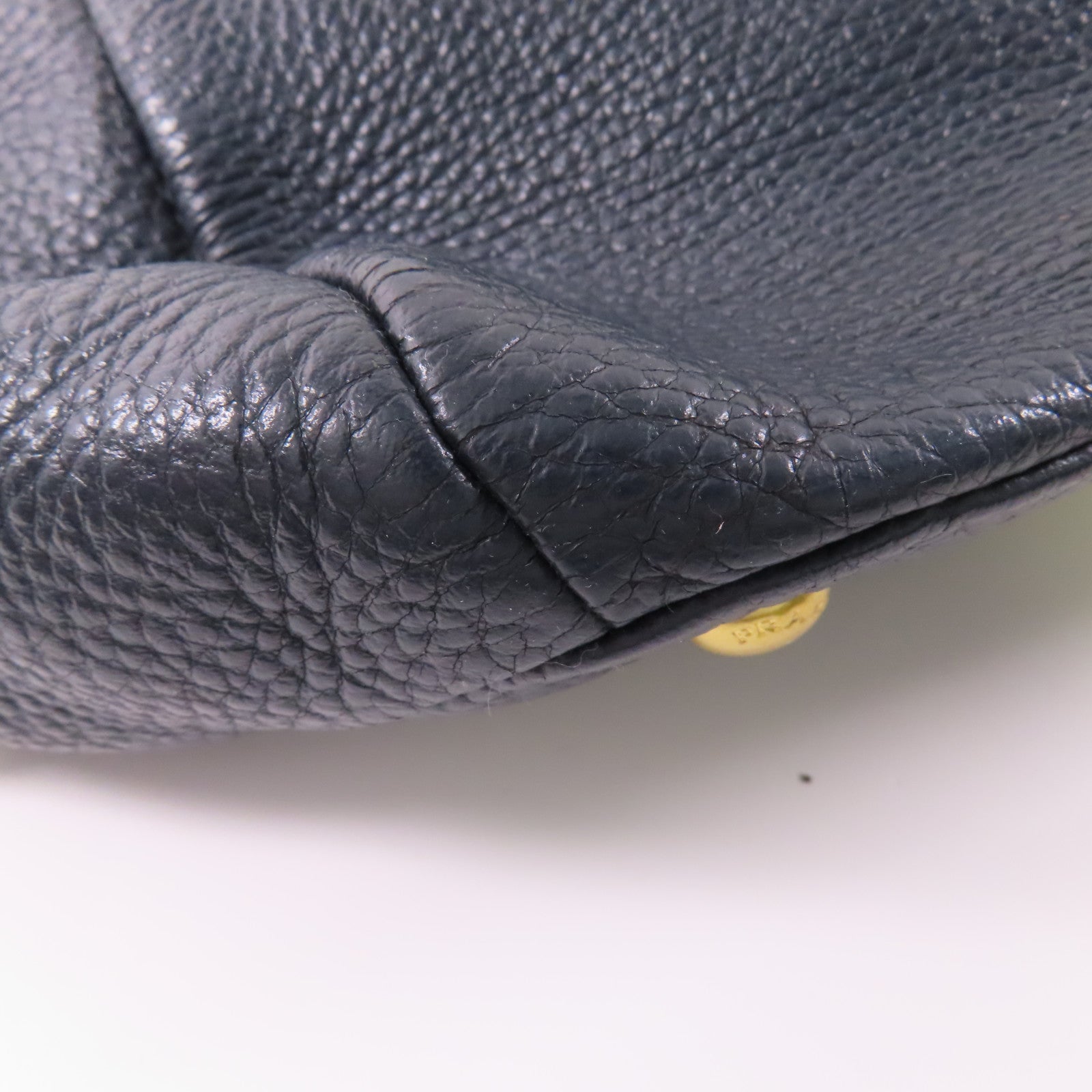 PRADA 牛皮皮革Handbag金扣手挽袋