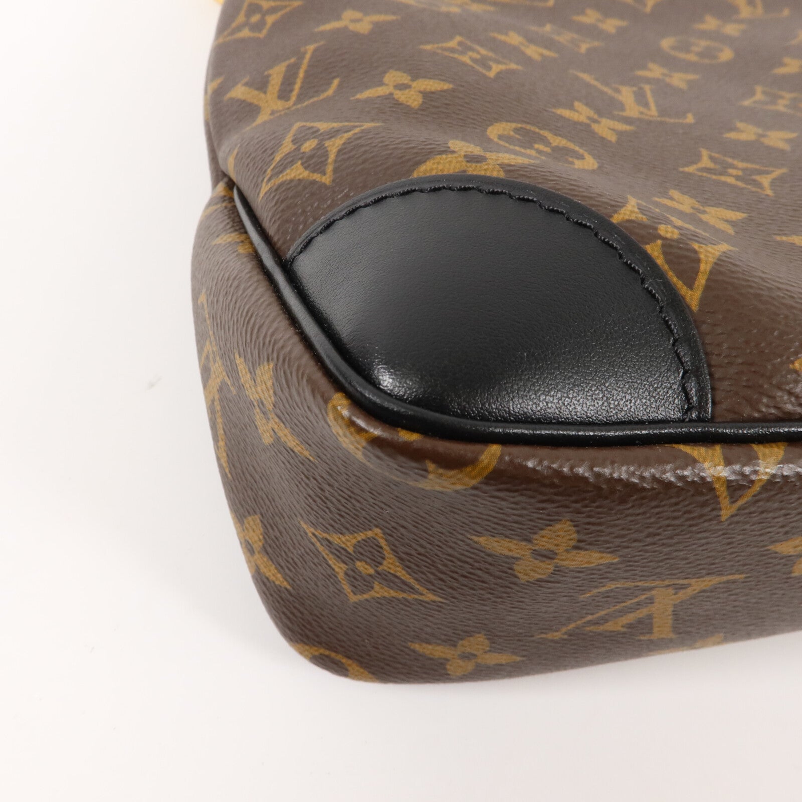 LOUIS VUITTON Monogram Odeon PM肩背袋