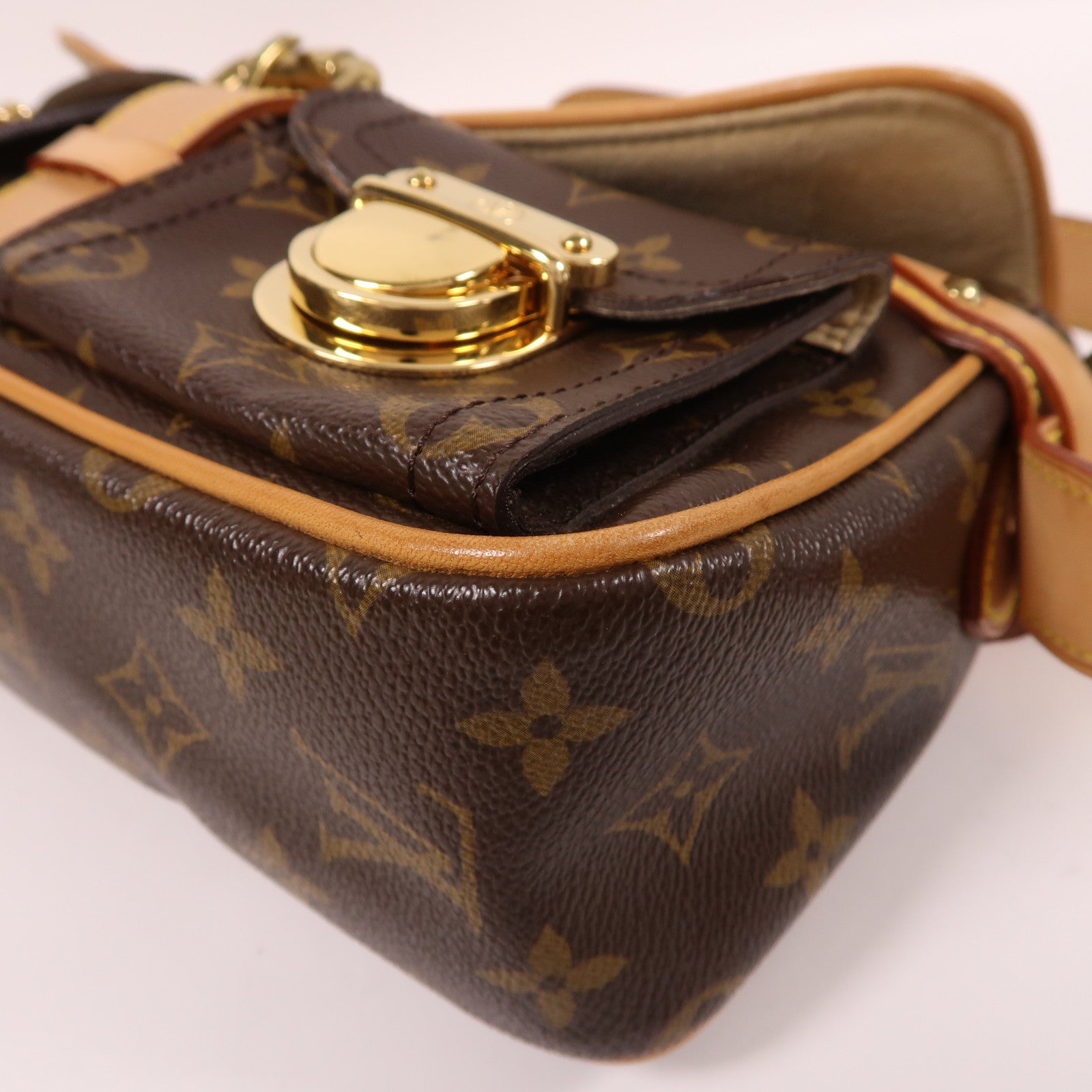 LOUIS VUITTON Monogram Hudson PM金扣肩背袋棕色