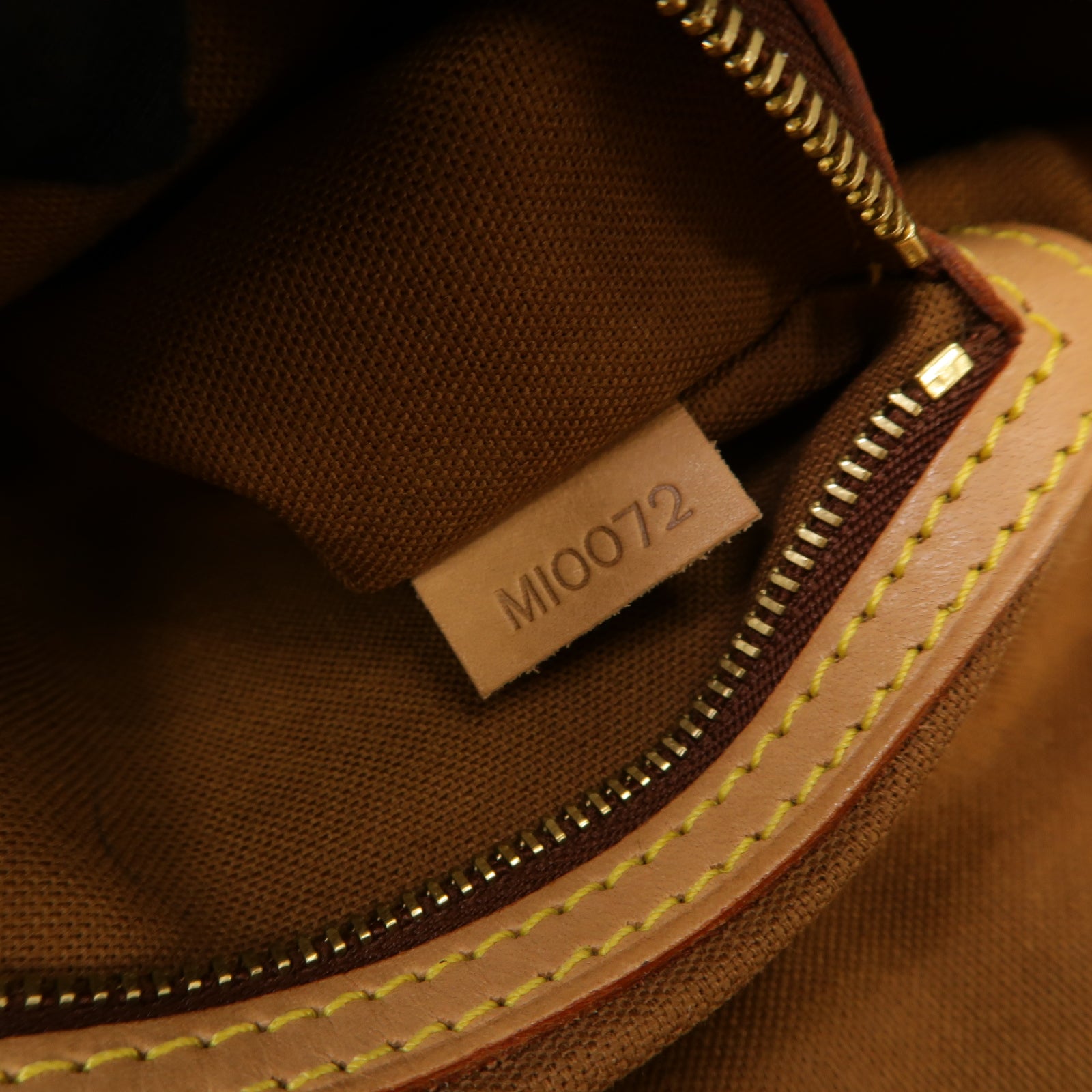 LOUIS VUITTON Monogram Mini Looping Shoulder Bag金扣肩背袋啡色