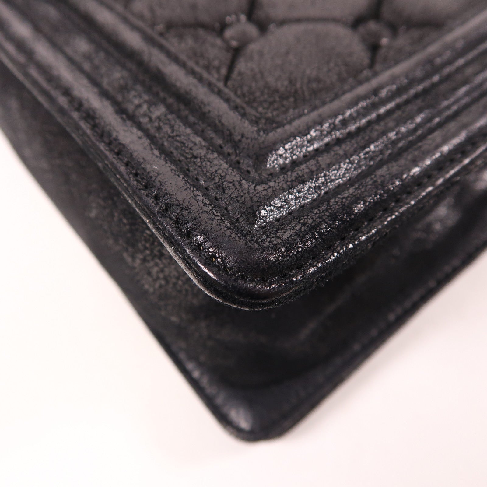 CHANEL 牛皮皮革Boy 25銀扣鏈帶肩背袋