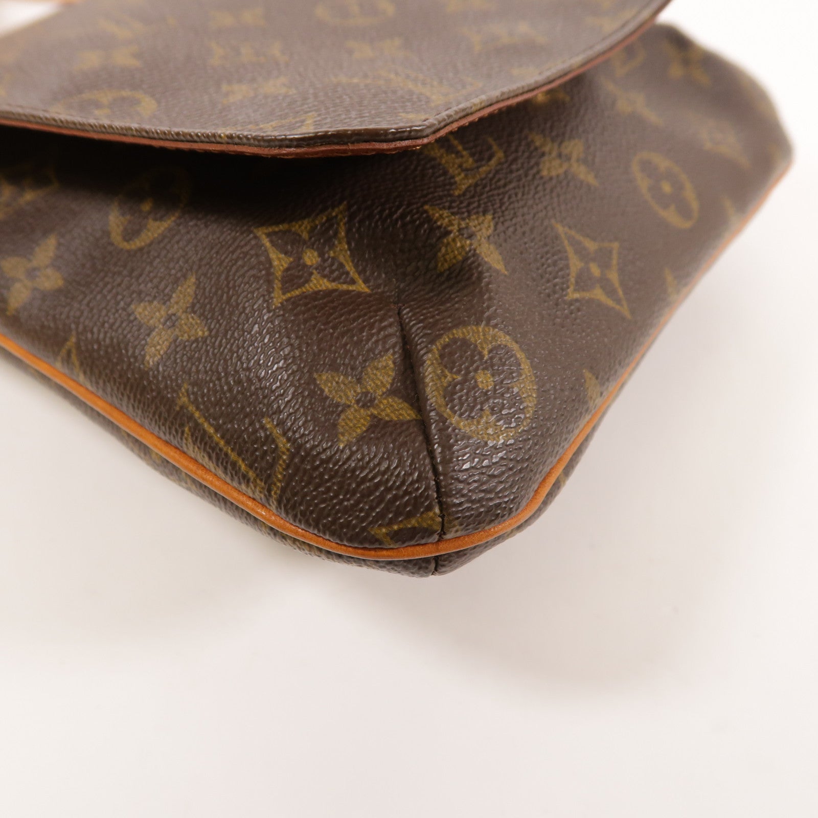 LOUIS VUITTON Monogram Musette Salsa金扣肩背袋