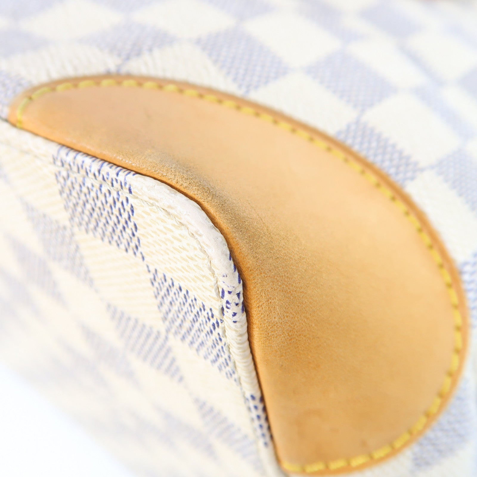 LOUIS VUITTON 【激減優惠】Damier Azur Hampstead PM金扣手挽袋白色