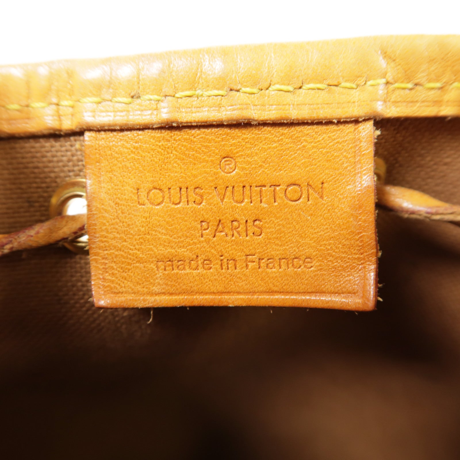 LOUIS VUITTON Monogram Nano Noe金扣肩背袋棕色