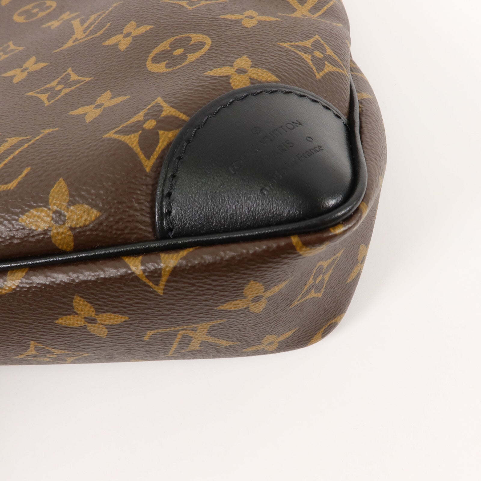 LOUIS VUITTON Monogram Odeon PM肩背袋