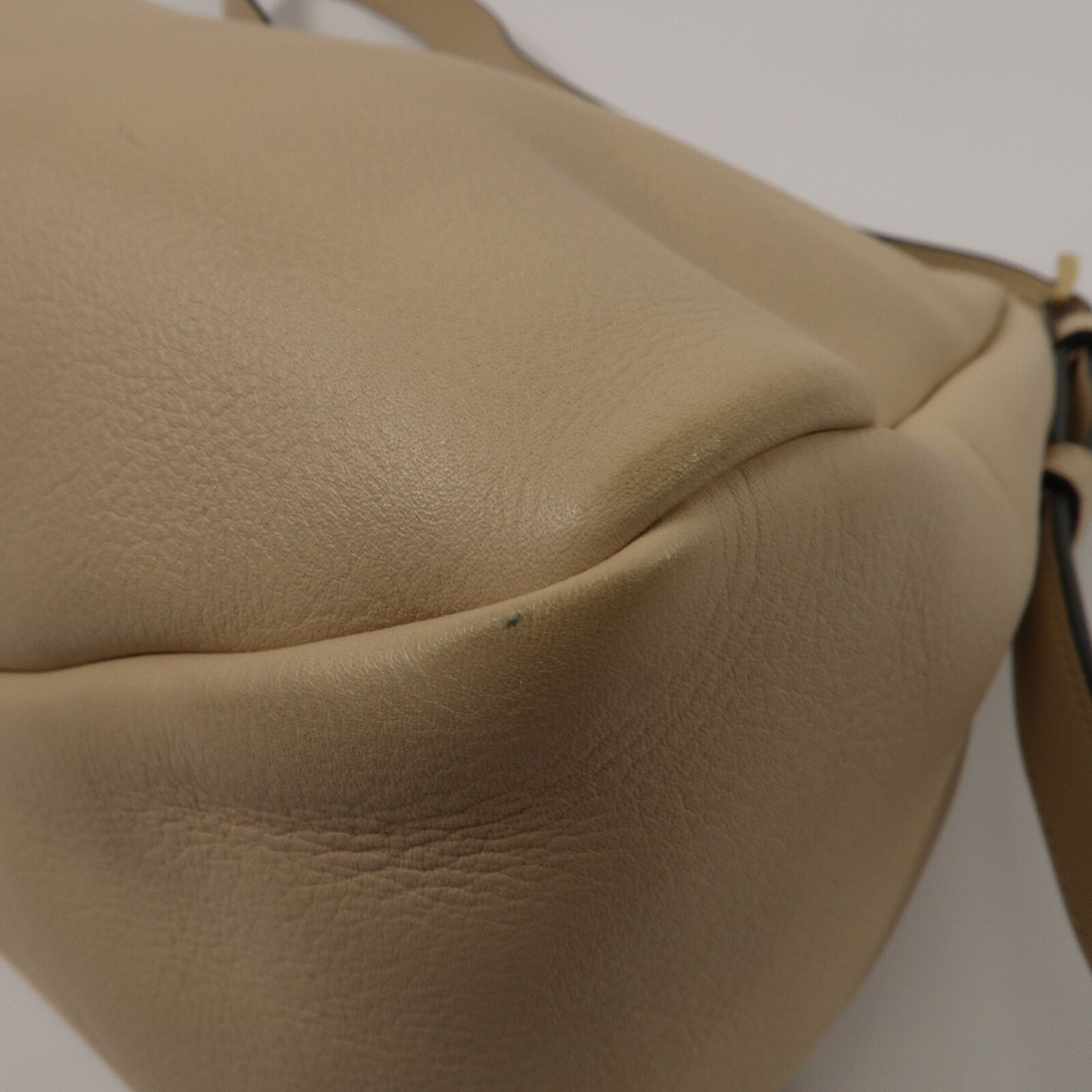 PRADA 牛皮皮革Aimee Medium肩背袋