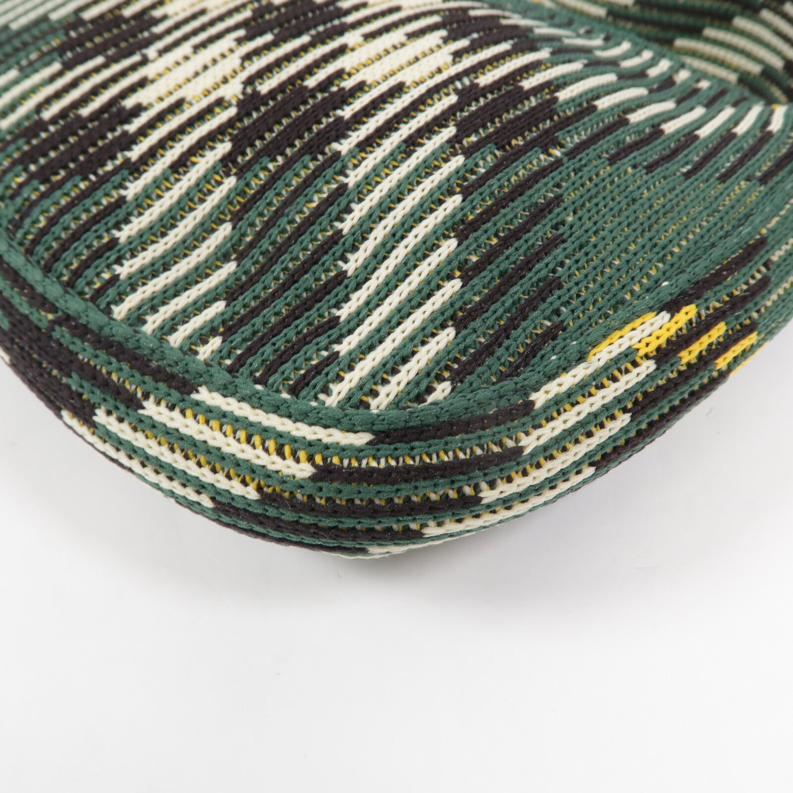 BURBERRY 尼龍Knit Baguette手挽袋