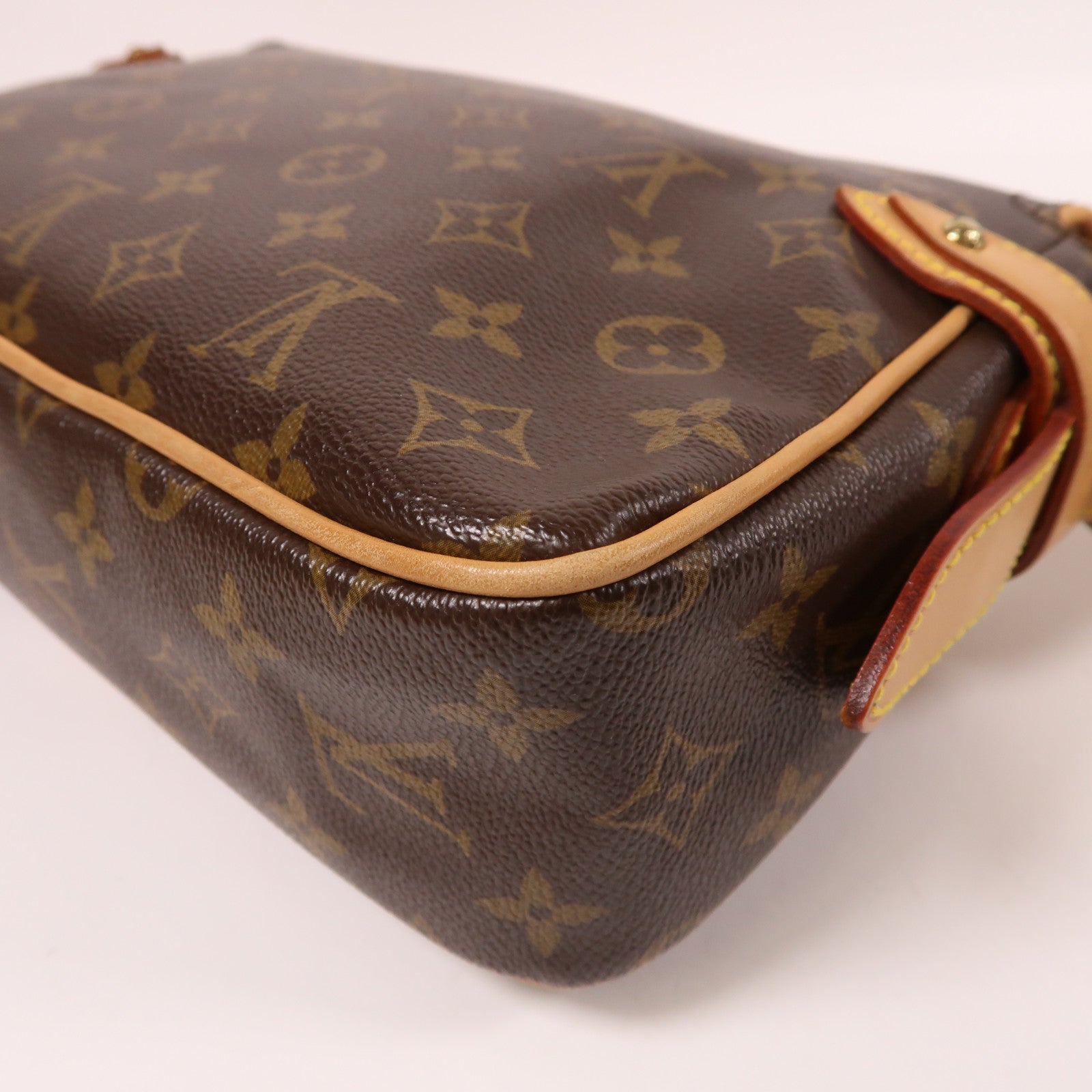 LOUIS VUITTON Monogram Hudson PM金扣肩背袋棕色