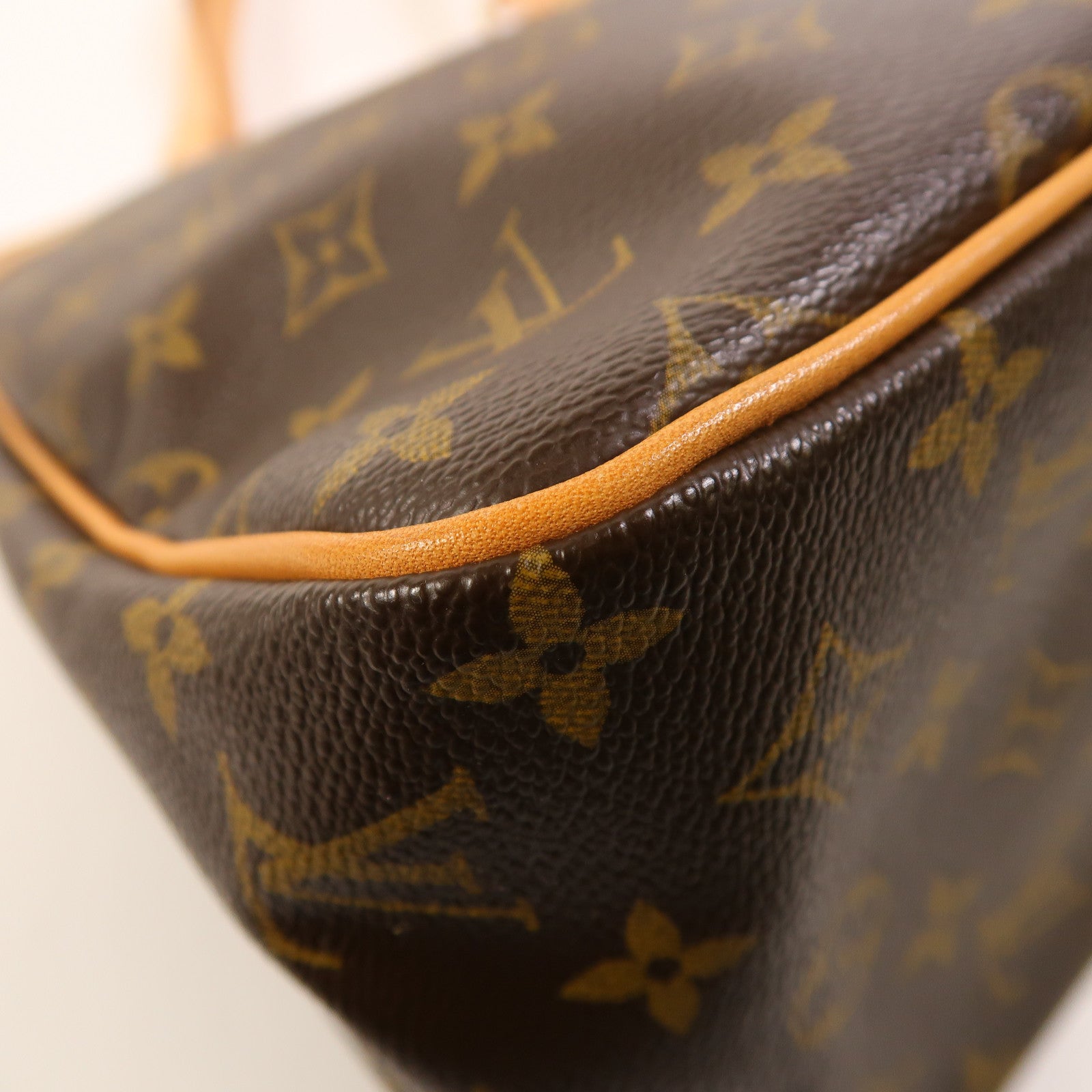 LOUIS VUITTON Monogram Batignolles金扣肩背袋