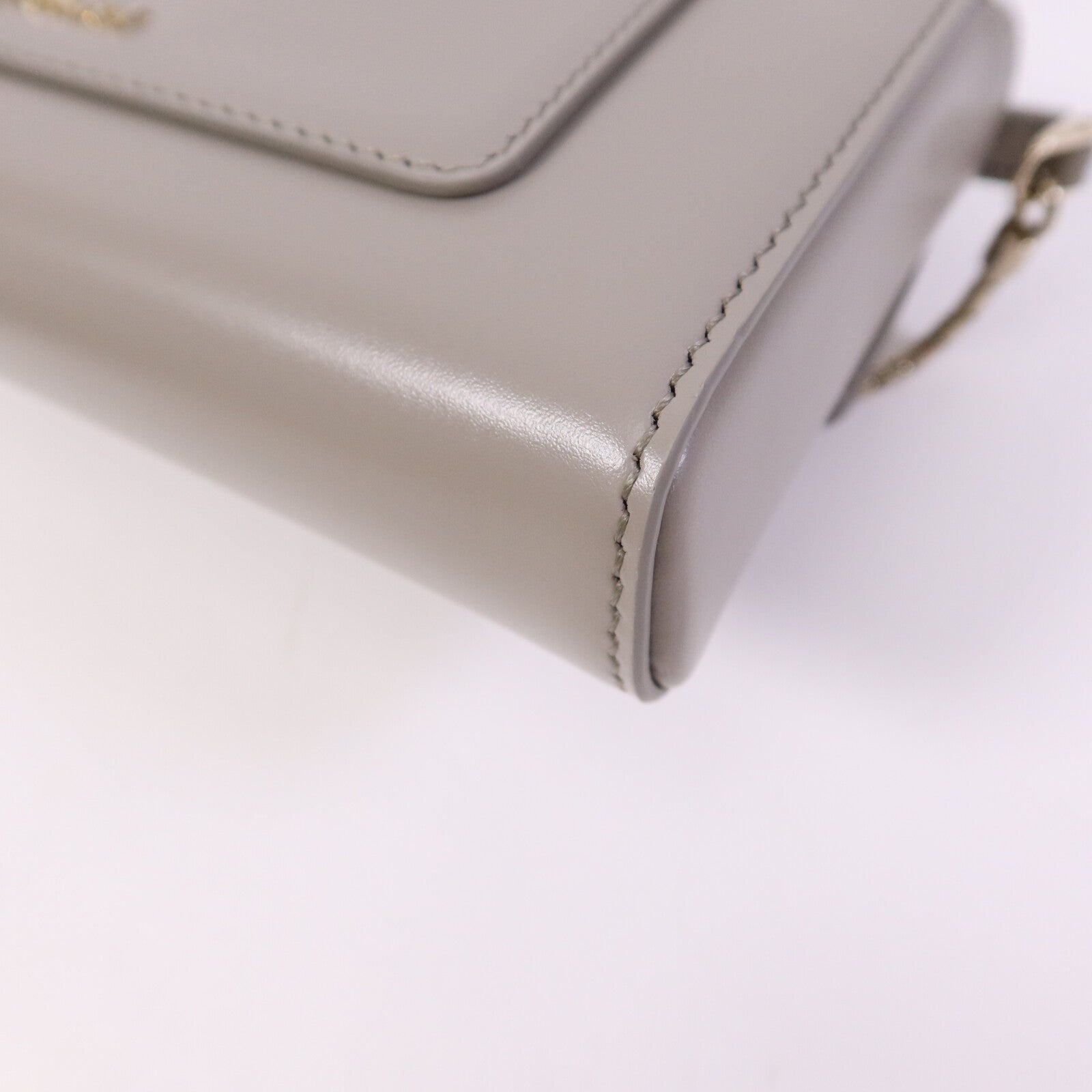 BVLGARI 牛皮皮革Serpenti Forever金扣肩背袋