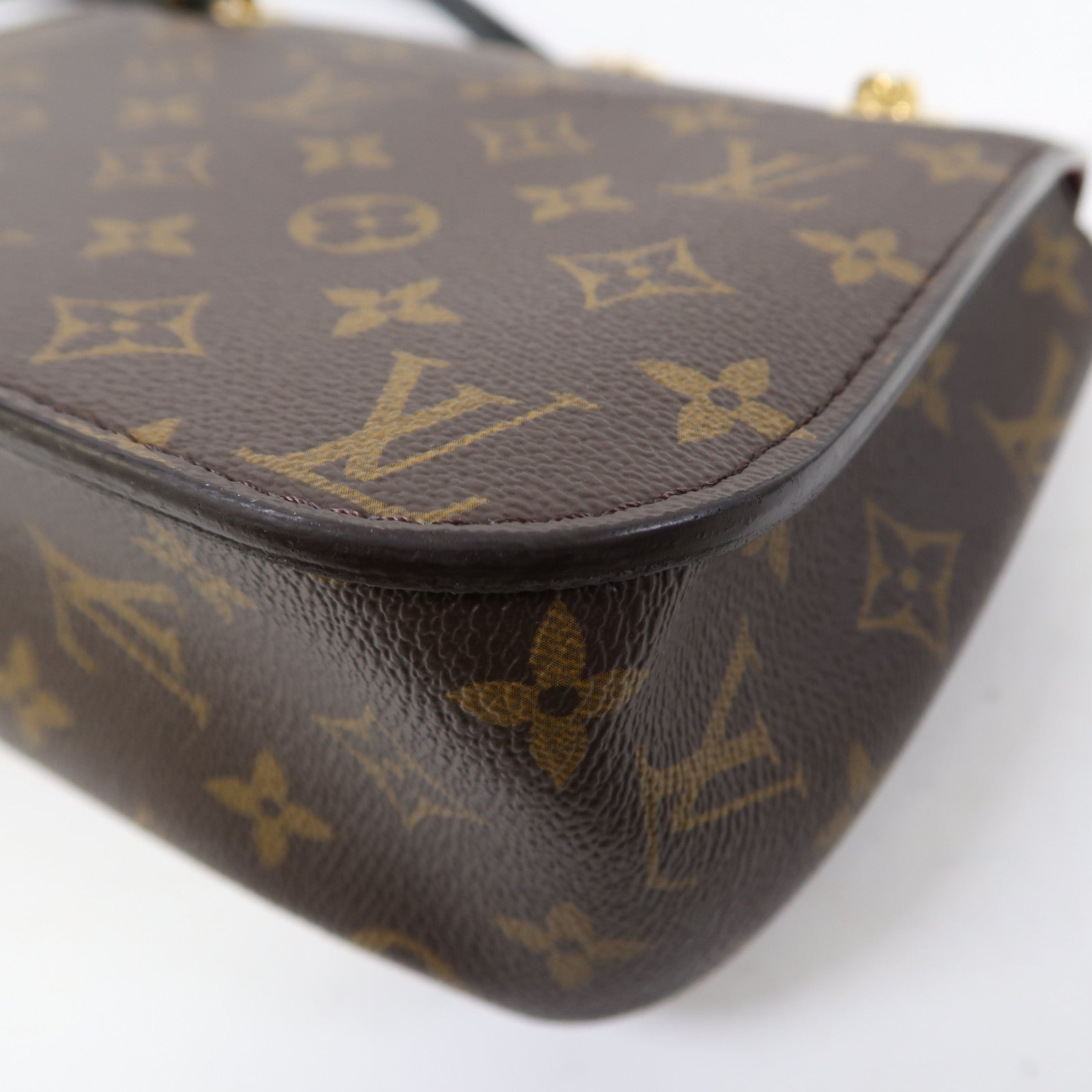 LOUIS VUITTON Monogram Passy金扣鏈帶肩背袋啡色